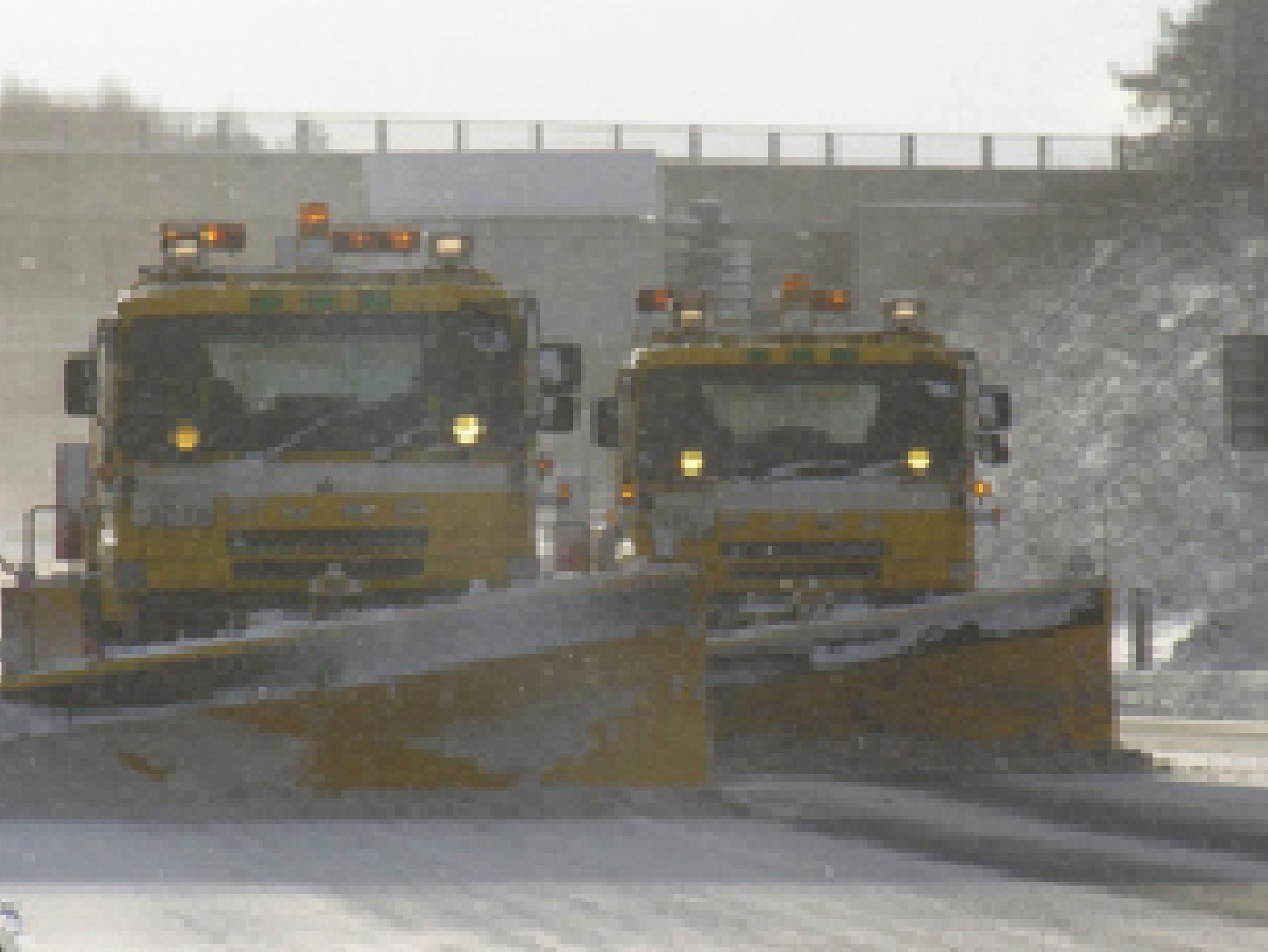 高速道路除雪